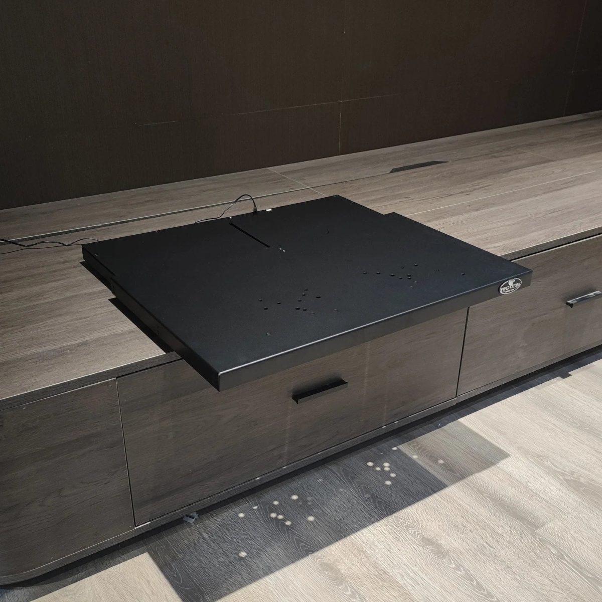 VIVIDSTORM Jasper Motorised UST Projector Platform - Image 3